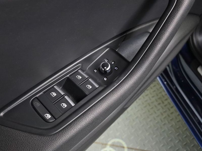 2020 Audi A4 35 TDI Premium photo 28