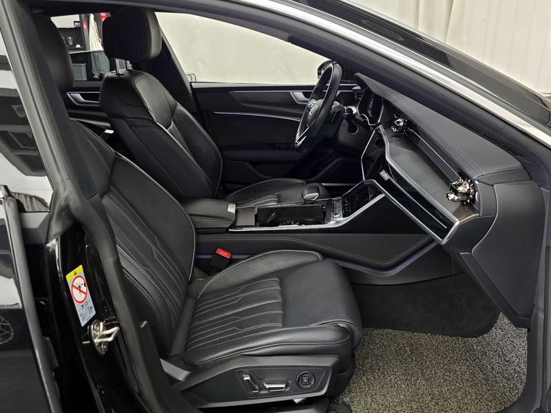 2021 Audi A7 55 TFSI Quattro Premium photo 12