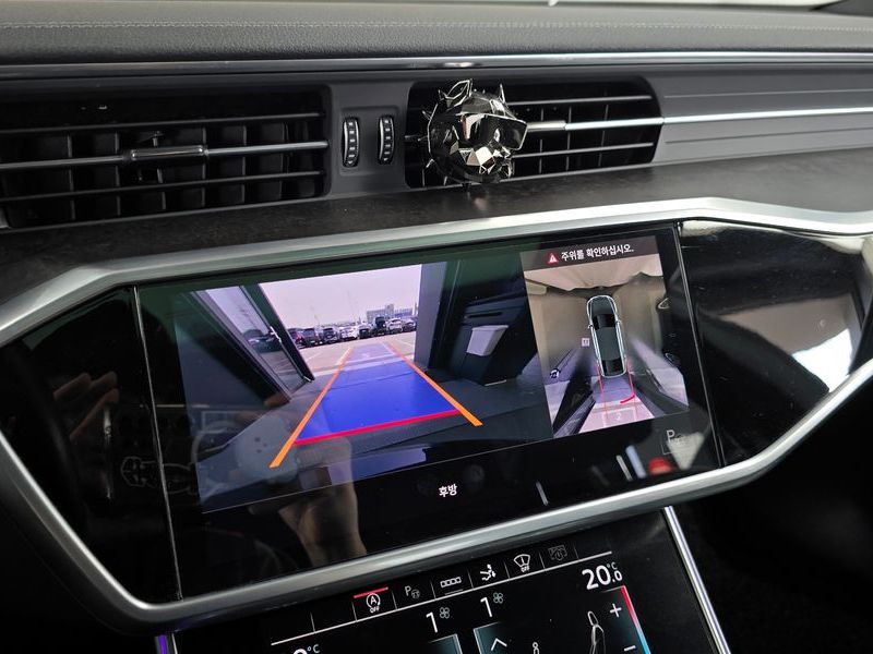2021 Audi A7 55 TFSI Quattro Premium photo 15