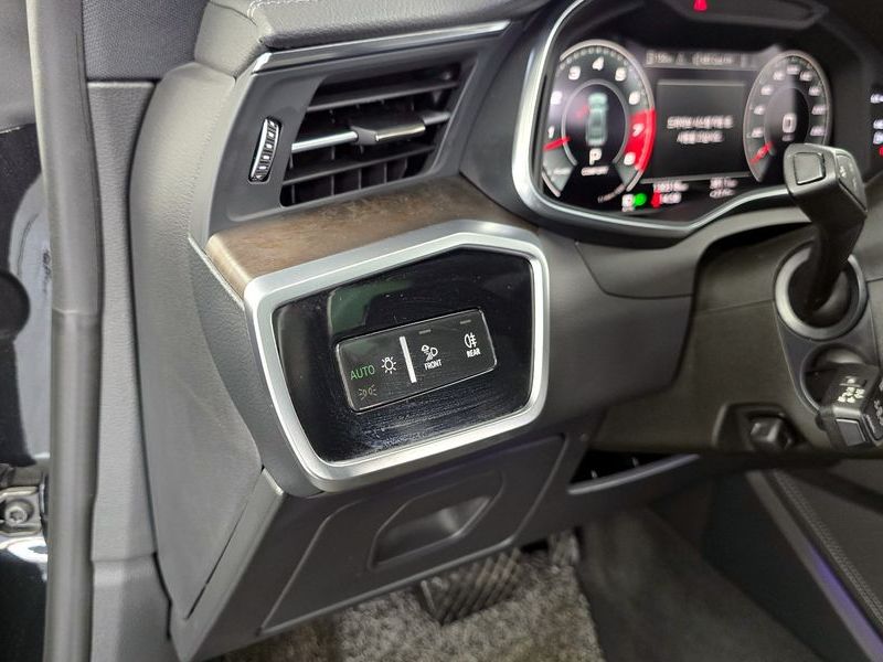 2021 Audi A7 55 TFSI Quattro Premium photo 16