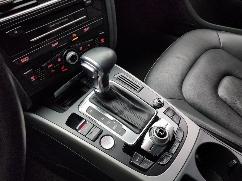 2014 Audi A4 2.0 TDI Quattro Dynamic B8 photo 9