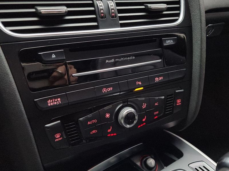 2014 Audi A4 2.0 TDI Quattro Dynamic B8 photo 15