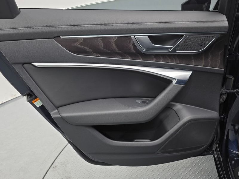 2023 Audi A6 45 TFSI Quattro Premium photo 25