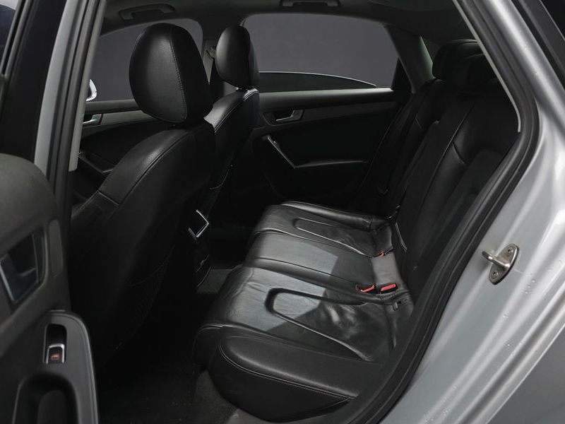 2013 Audi A4 2.0 TDI B8 photo 12