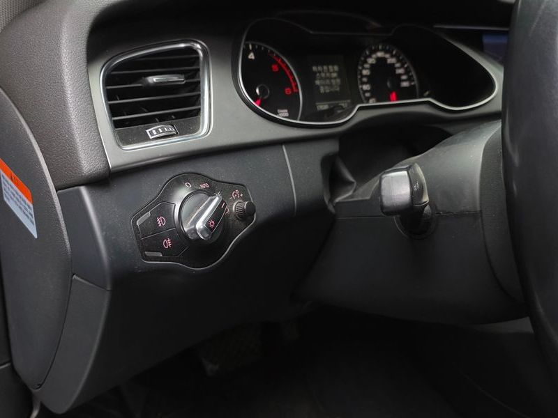 2013 Audi A4 2.0 TDI B8 photo 20
