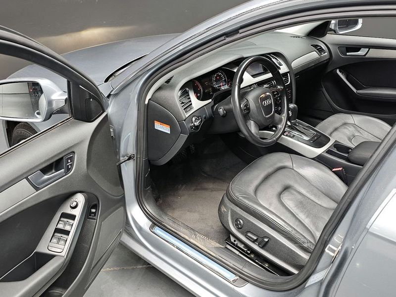2012 Audi A4 2.0 TDI B8 photo 12