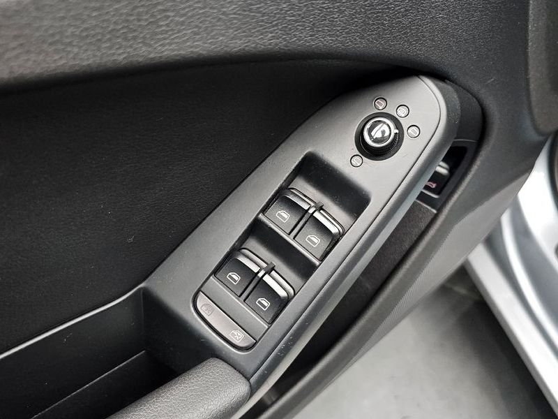 2012 Audi A4 2.0 TDI B8 photo 18