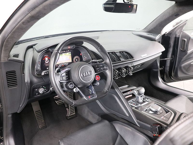 2017 Audi R8 5.2 V10 Plus Coupe photo 7