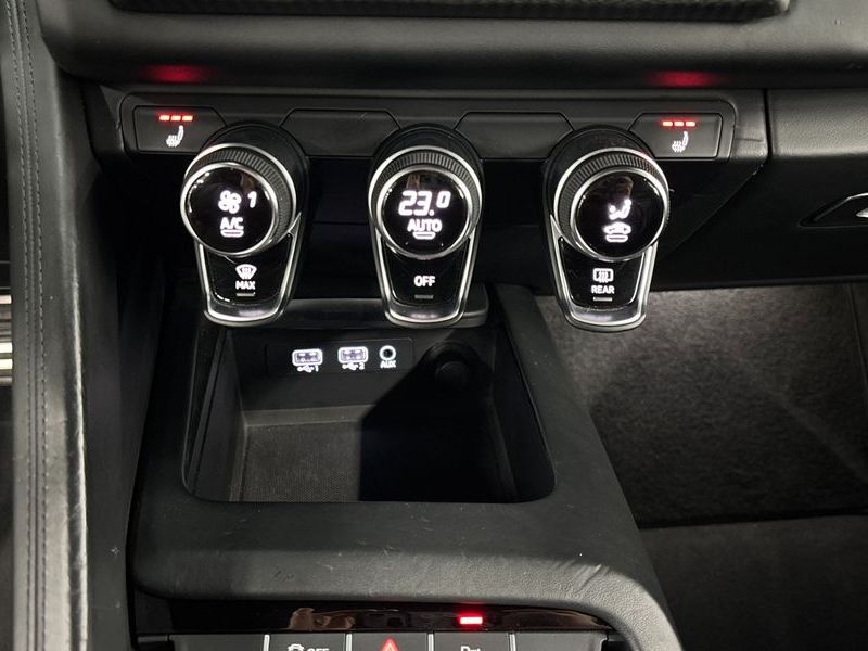 2017 Audi R8 5.2 V10 Plus Coupe photo 17