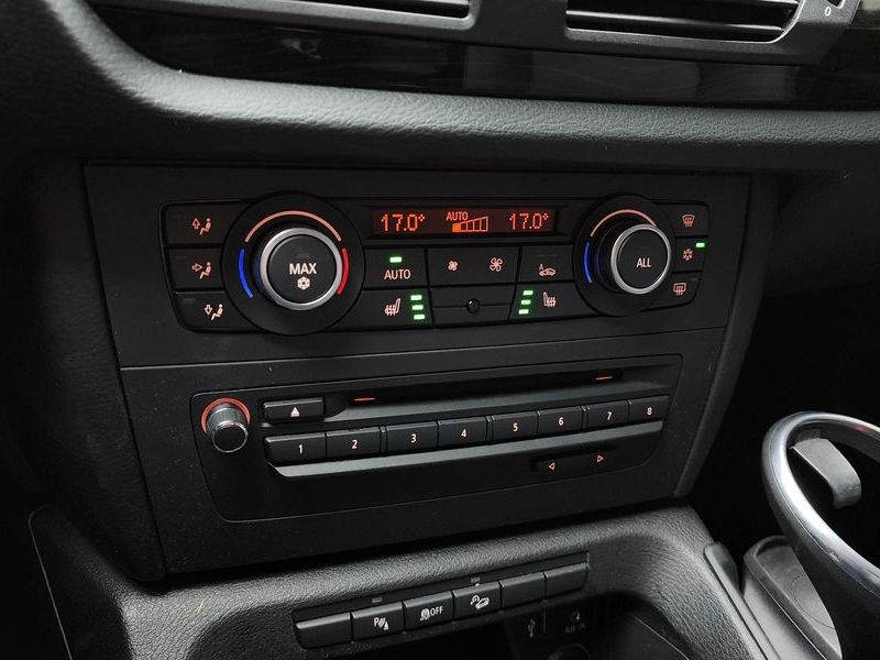 2012 BMW X1 xDrive 20d photo 16