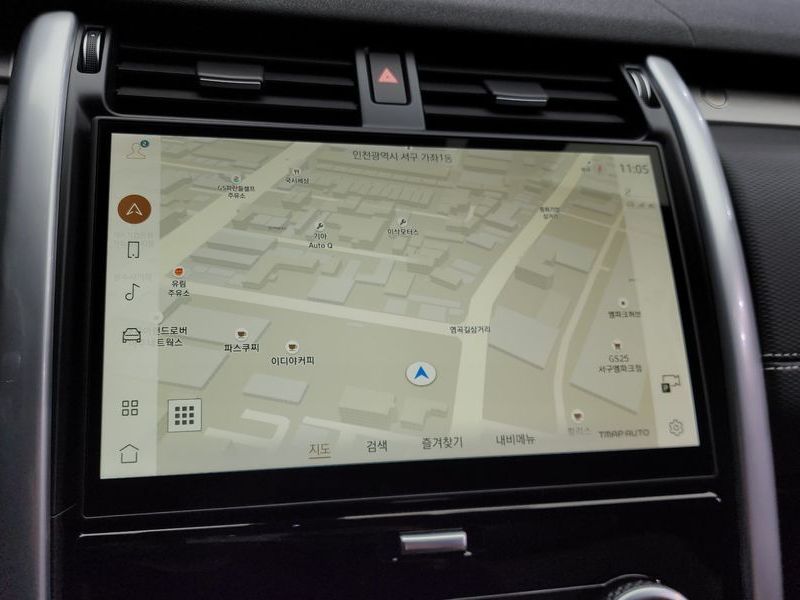 2024 Land Rover Discovery P360 Dynamic HSE photo 14