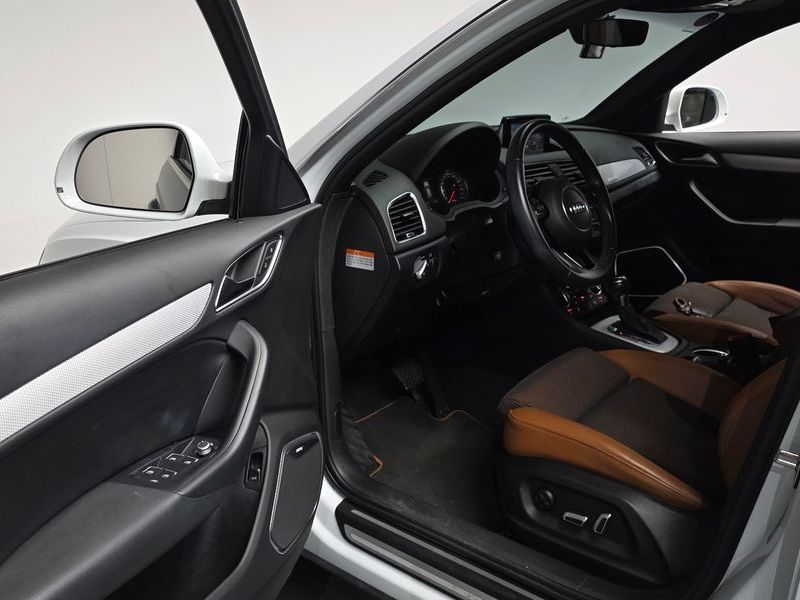 2016 Audi Q3 35 TDI Quattro Design Line 8U photo 10