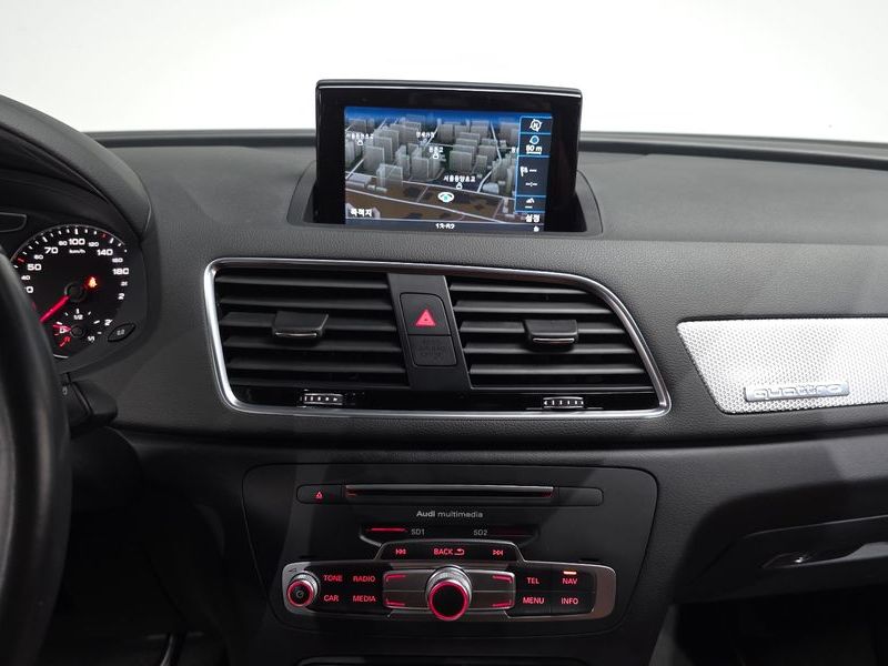 2016 Audi Q3 35 TDI Quattro Design Line 8U photo 13
