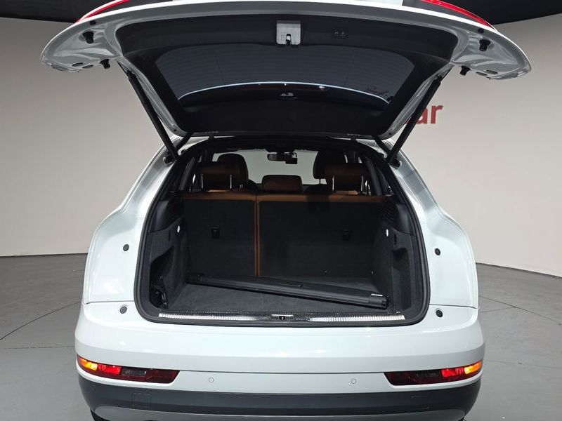 2016 Audi Q3 35 TDI Quattro Design Line 8U photo 20