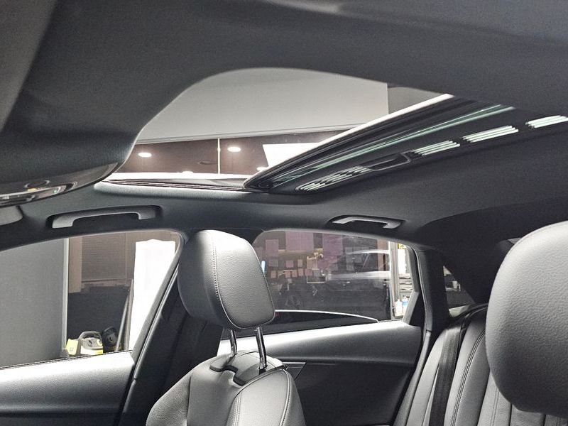 2019 Audi A4 40 TFSI Premium photo 19