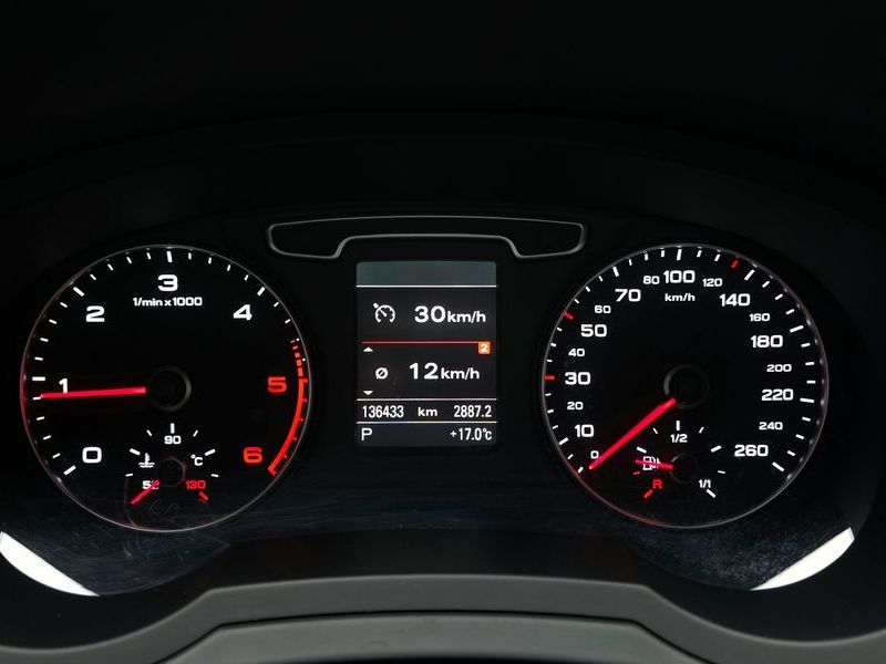 2015 Audi Q3 35 TDI Quattro Dynamic 8U photo 8