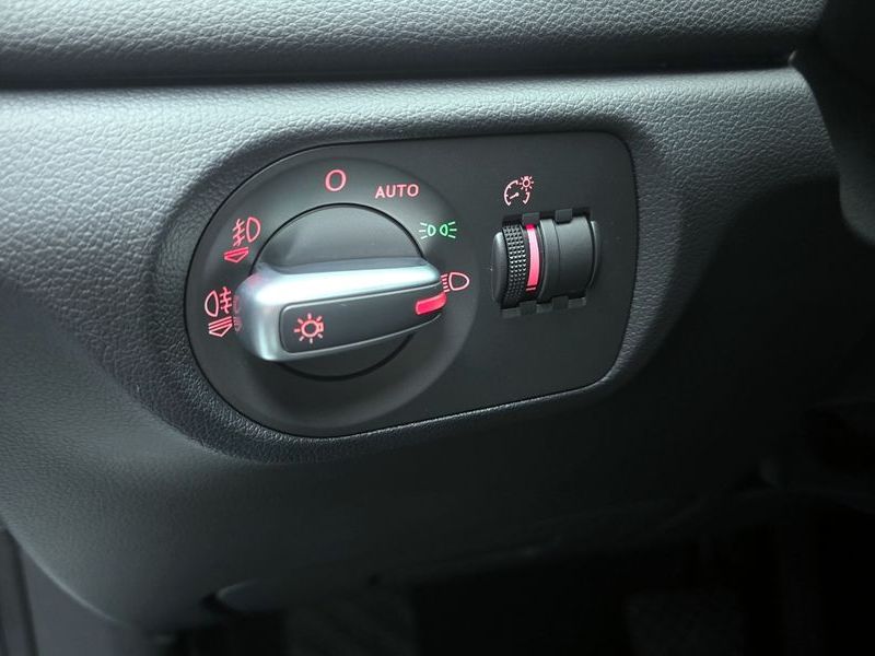 2015 Audi Q3 35 TDI Quattro Dynamic 8U photo 13