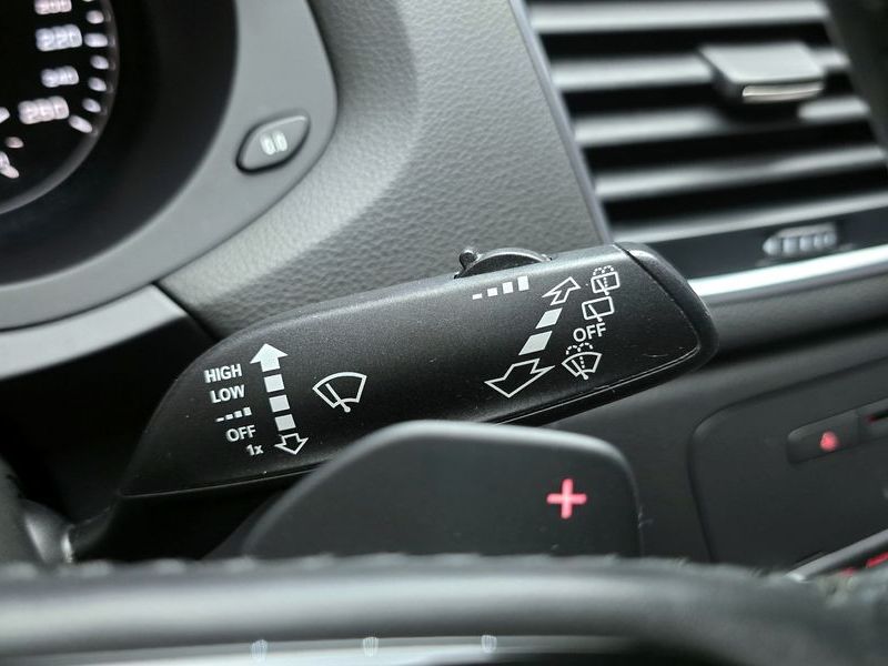 2015 Audi Q3 35 TDI Quattro Dynamic 8U photo 17