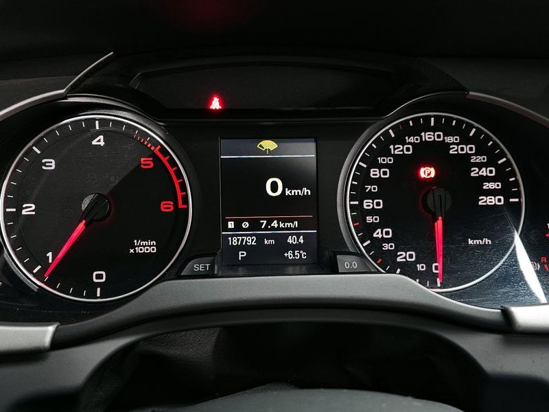 2012 Audi A4 2.0 TDI B8 photo 8