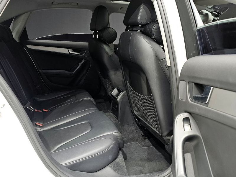 2012 Audi A4 2.0 TDI B8 photo 11