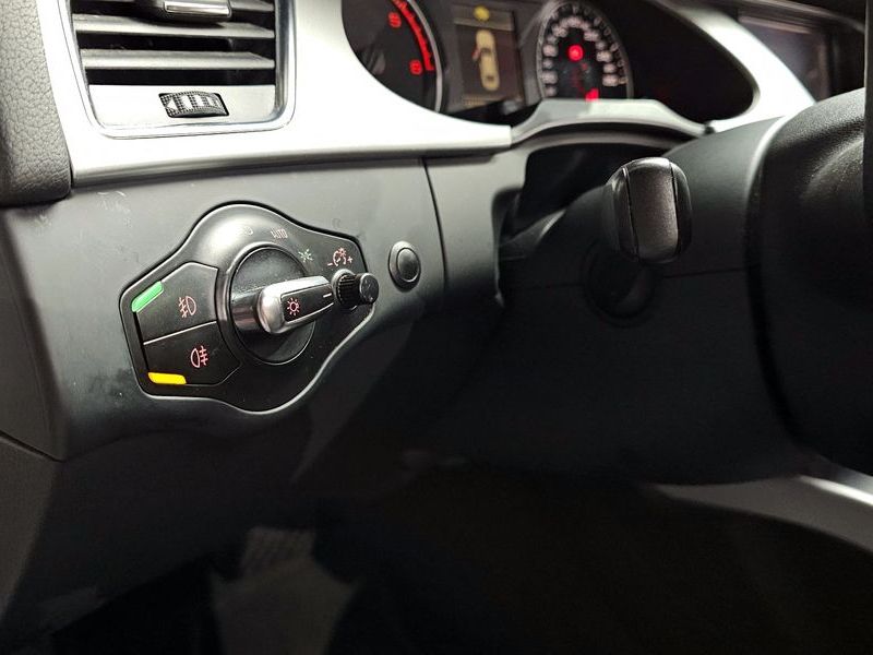 2012 Audi A4 2.0 TDI B8 photo 14