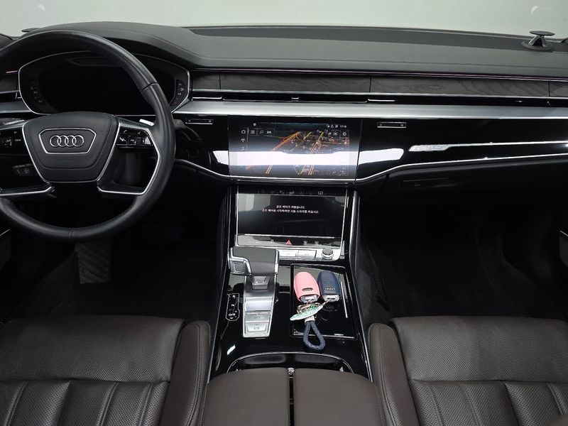 2020 Audi A8 60 TFSI Quattro LWB photo 7