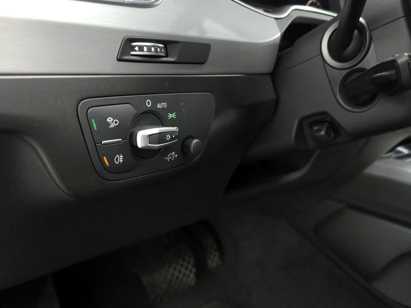 2019 Audi Q7 45 TFSI Quattro photo 18