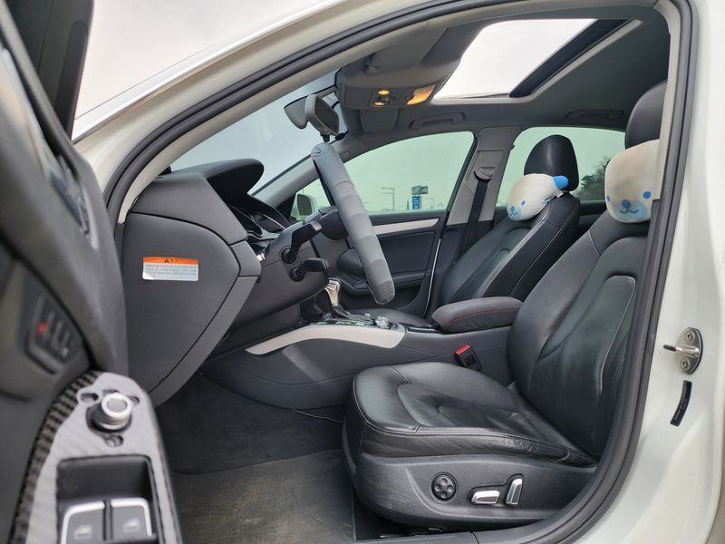 2013 Audi A4 2.0 TDI dynamic B8 photo 9