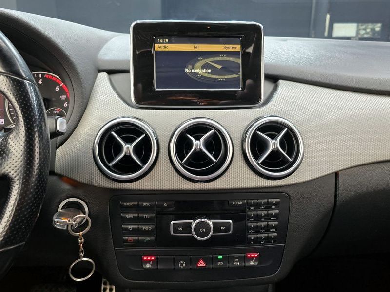 2012 Mercedes-Benz B-클래스 W246 B200 CDI Blue efficiency Sport pack photo 15