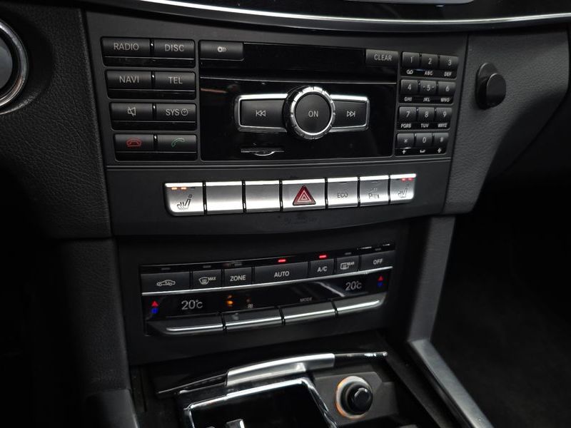 2014 Mercedes-Benz E-Class E250 CDI 4MATIC photo 17