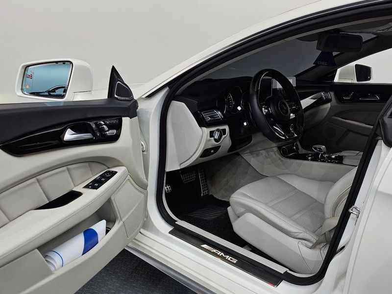 2015 Mercedes-Benz S-Class CLS63 AMG S 4MATIC photo 10