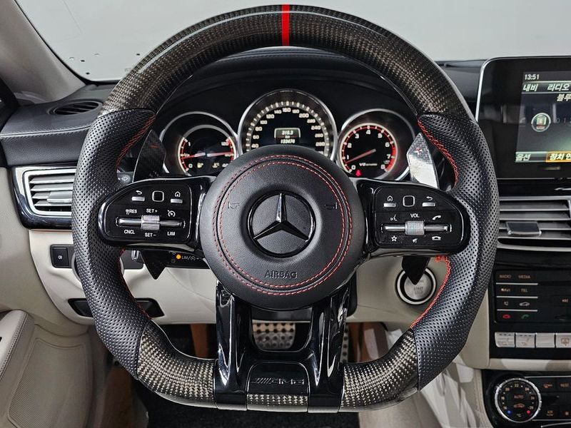 2015 Mercedes-Benz S-Class CLS63 AMG S 4MATIC photo 13