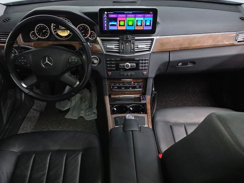 2012 Mercedes-Benz E-Class E300 Elegance photo 7