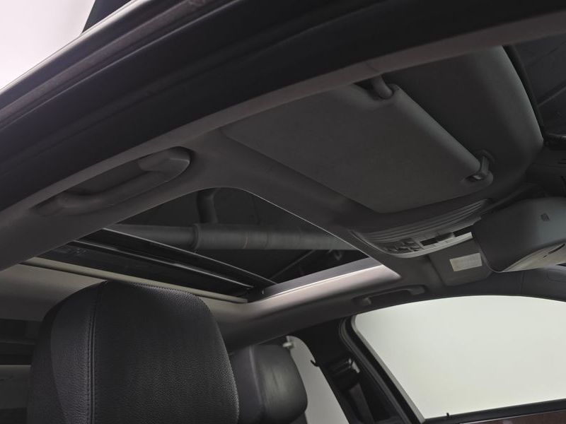 2012 Mercedes-Benz E-Class E300 Elegance photo 15