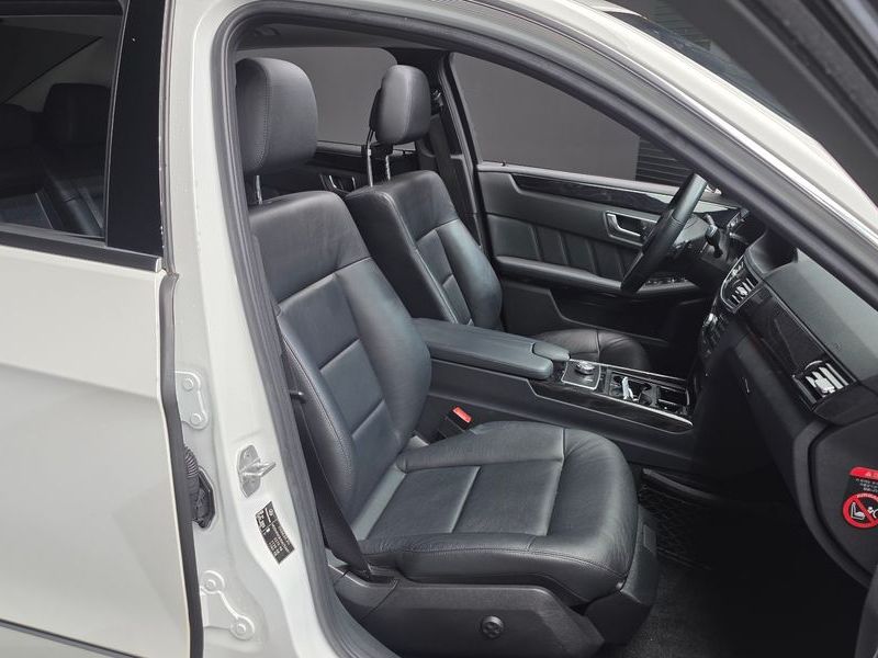 2013 Mercedes-Benz E-Class E220 CDI Avantgarde photo 12