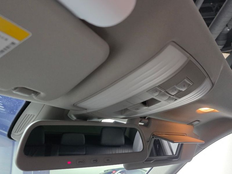 2013 Mercedes-Benz E-Class E220 CDI Avantgarde photo 18