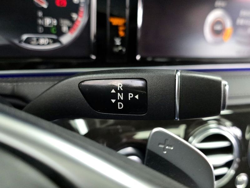 2016 Mercedes-Benz S-Class S63 AMG 4MATIC photo 9