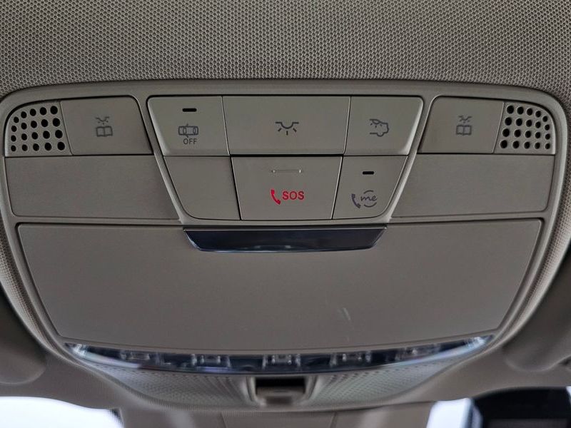 2020 Mercedes-Benz E-Class E220d Avantgarde photo 30