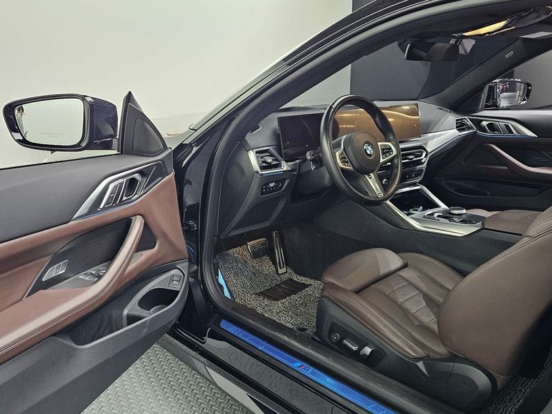 2024 BMW 4 Series 420i M Sport Coupe photo 10