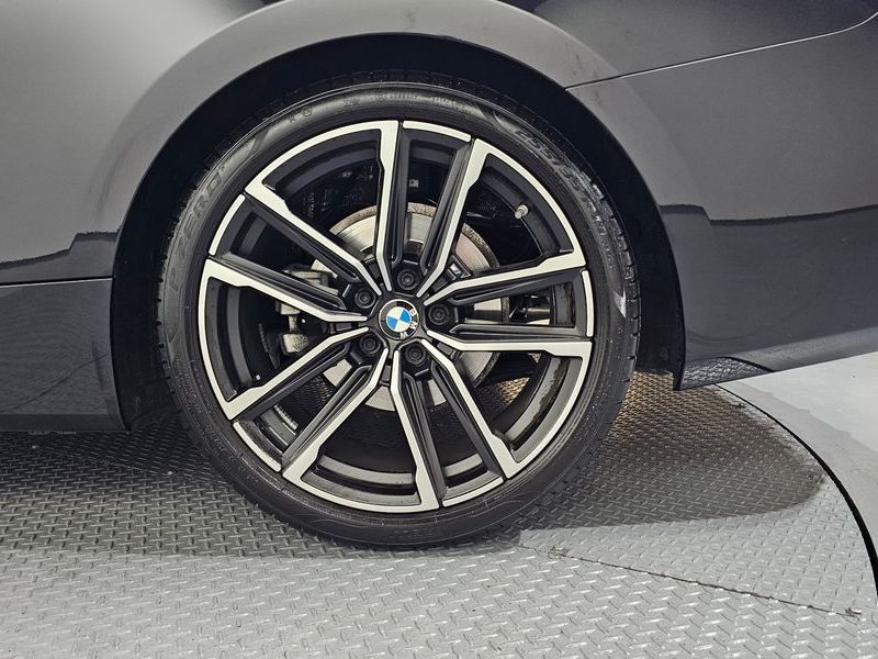 2024 BMW 4 Series 420i M Sport Coupe photo 21