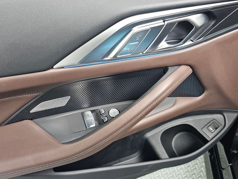 2024 BMW 4 Series 420i M Sport Coupe photo 30
