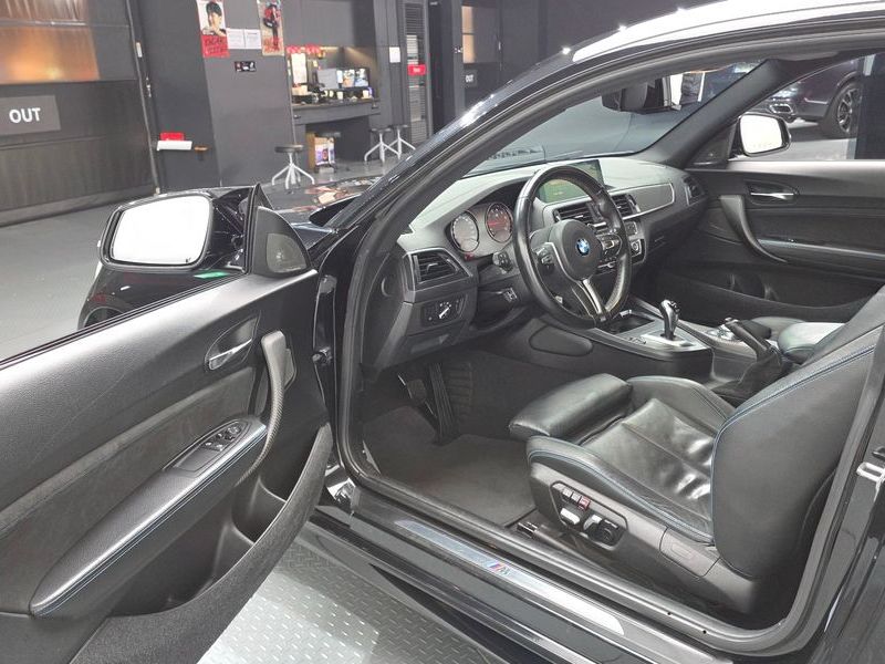 2018 BMW M2 Black Shadow photo 11