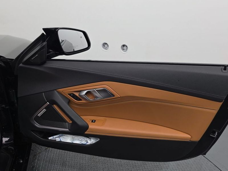 2024 BMW Z4 sDrive20i M Sport photo 24