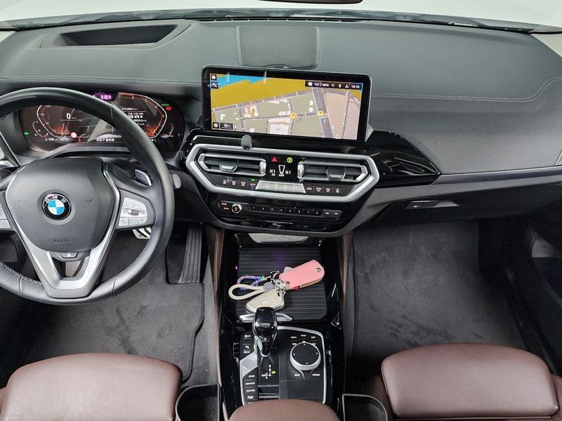 2022 BMW X4 xDrive20i xLine photo 7