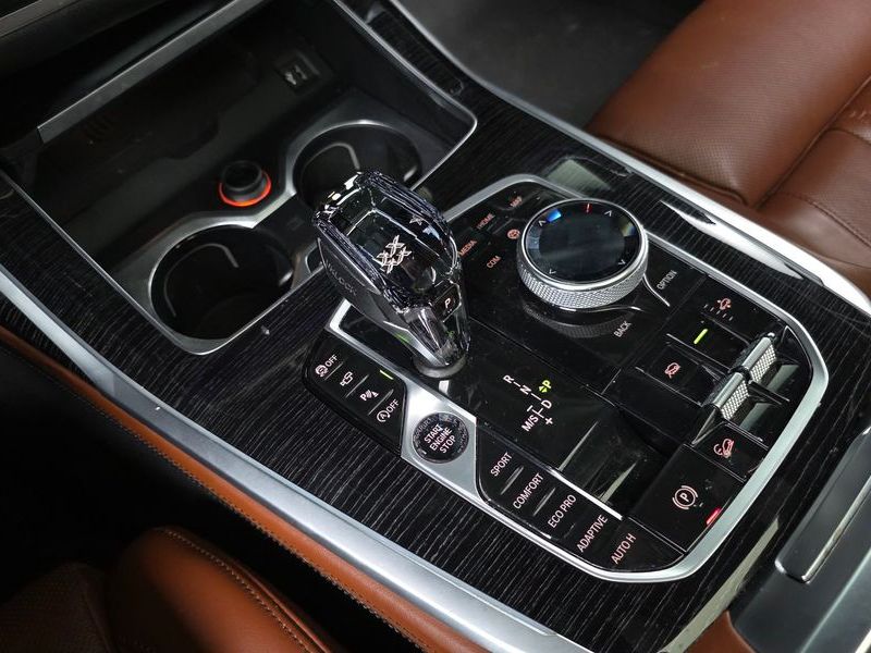 2020 BMW X7 xDrive 40i M Sport 6STR photo 9