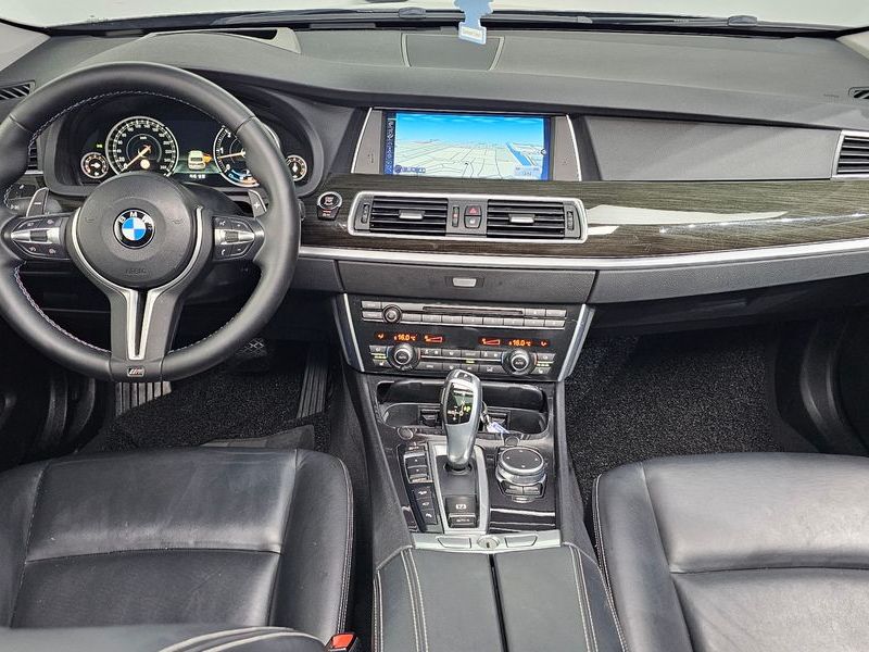 2017 BMW 5 Series GT 30d xDrive photo 7