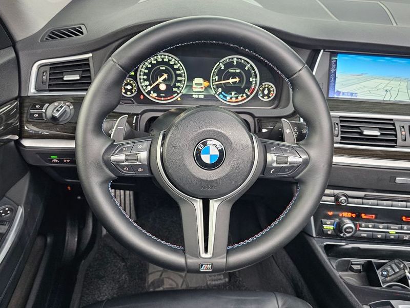 2017 BMW 5 Series GT 30d xDrive photo 13