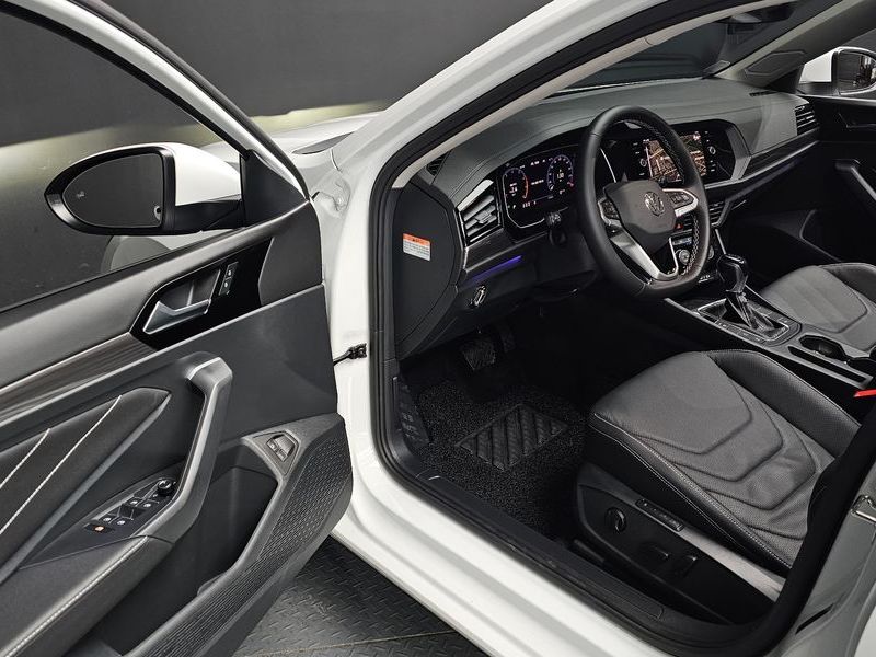 2024 Volkswagen Jetta 1.5 TSI Prestige photo 11