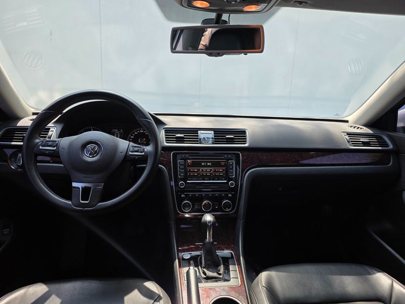 2013 Volkswagen Passat 2.0 TDI B7 photo 7