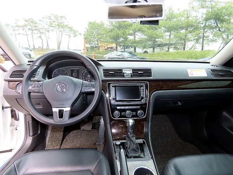 2014 Volkswagen Passat 2.0 TDI B7 photo 7